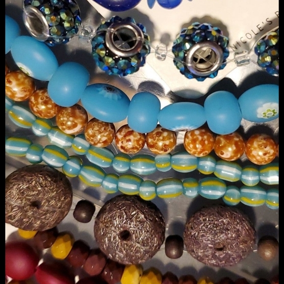 11 strands of new beads - Picture 7 of 8